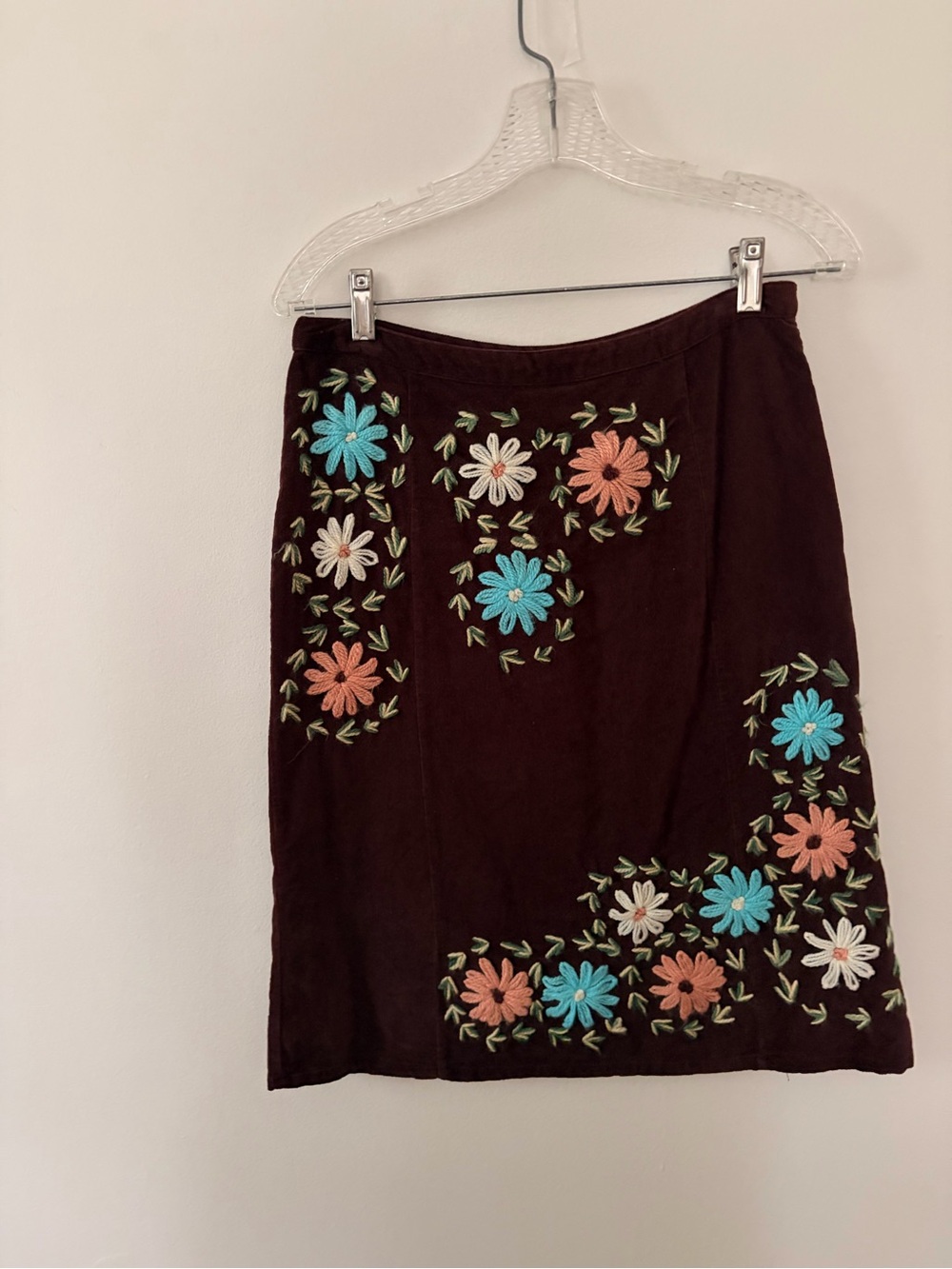 Persaman New York Brown Embroidered Floral Pencil Skirt